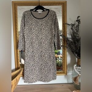 Tyler Boe Black and White Sheath Dress with 3/4 Sleeves